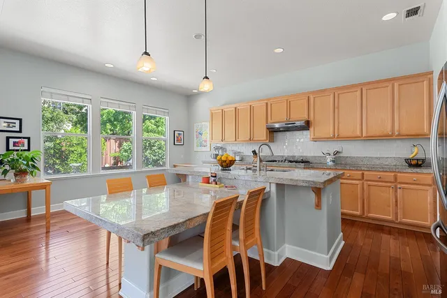 $1,375,000 | 8596 Starr Road, Windsor, CA 95492