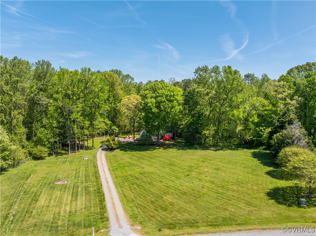 17476 Parsons Ridge Road Beaverdam, VA 23015 - Photo 3 of 40 a view of swimming pool with a big yard
