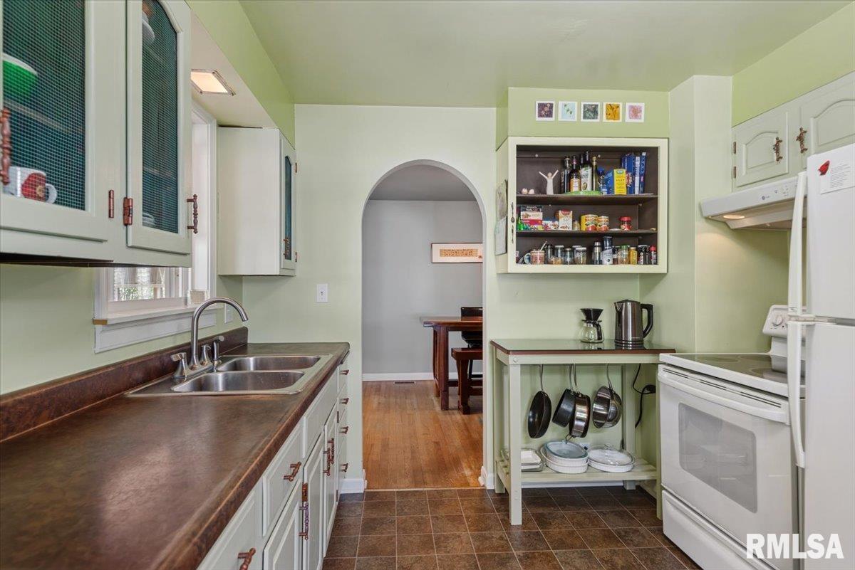 3232 South Park Avenue Springfield, IL 62704 - Photo 13 of 39