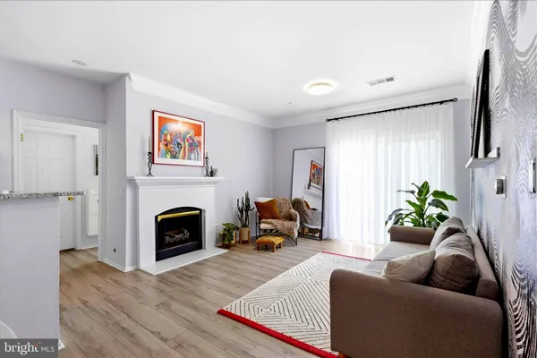 $517,000 | 1601 Spring Gate Dr., Unit 1204, McLean, VA 22102