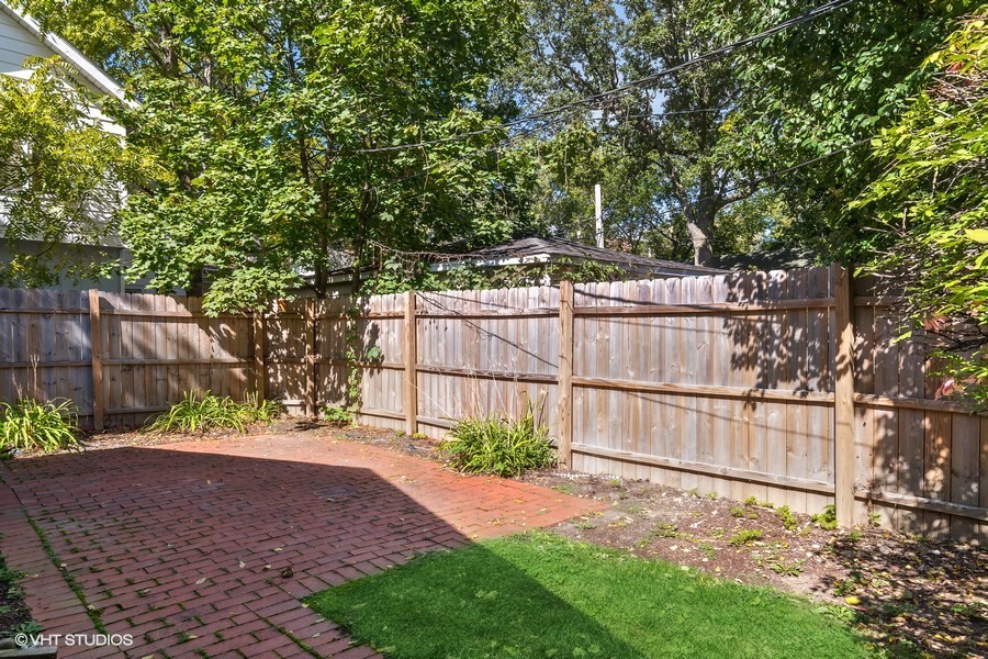 1282 Edgewood Road Lake Forest, IL 60045 - Photo 23 of 27 a garden view