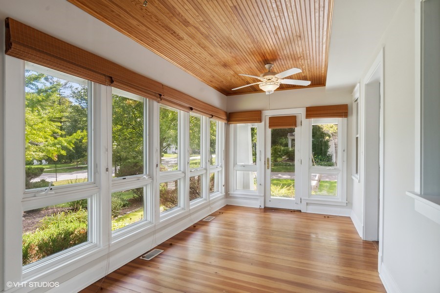 1282 Edgewood Road Lake Forest, IL 60045 - Photo 10 of 27 a view of an entryway with wooden floor
