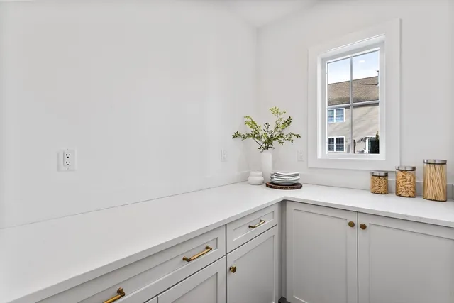 $1,799,000 | 8 Callahan Drive, Woburn, MA 01801