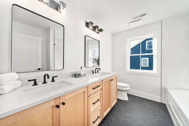 $1,799,000 | 8 Callahan Drive, Woburn, MA 01801