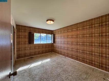 $1,199,000 | 1142 Larch Avenue, Moraga, CA 94556