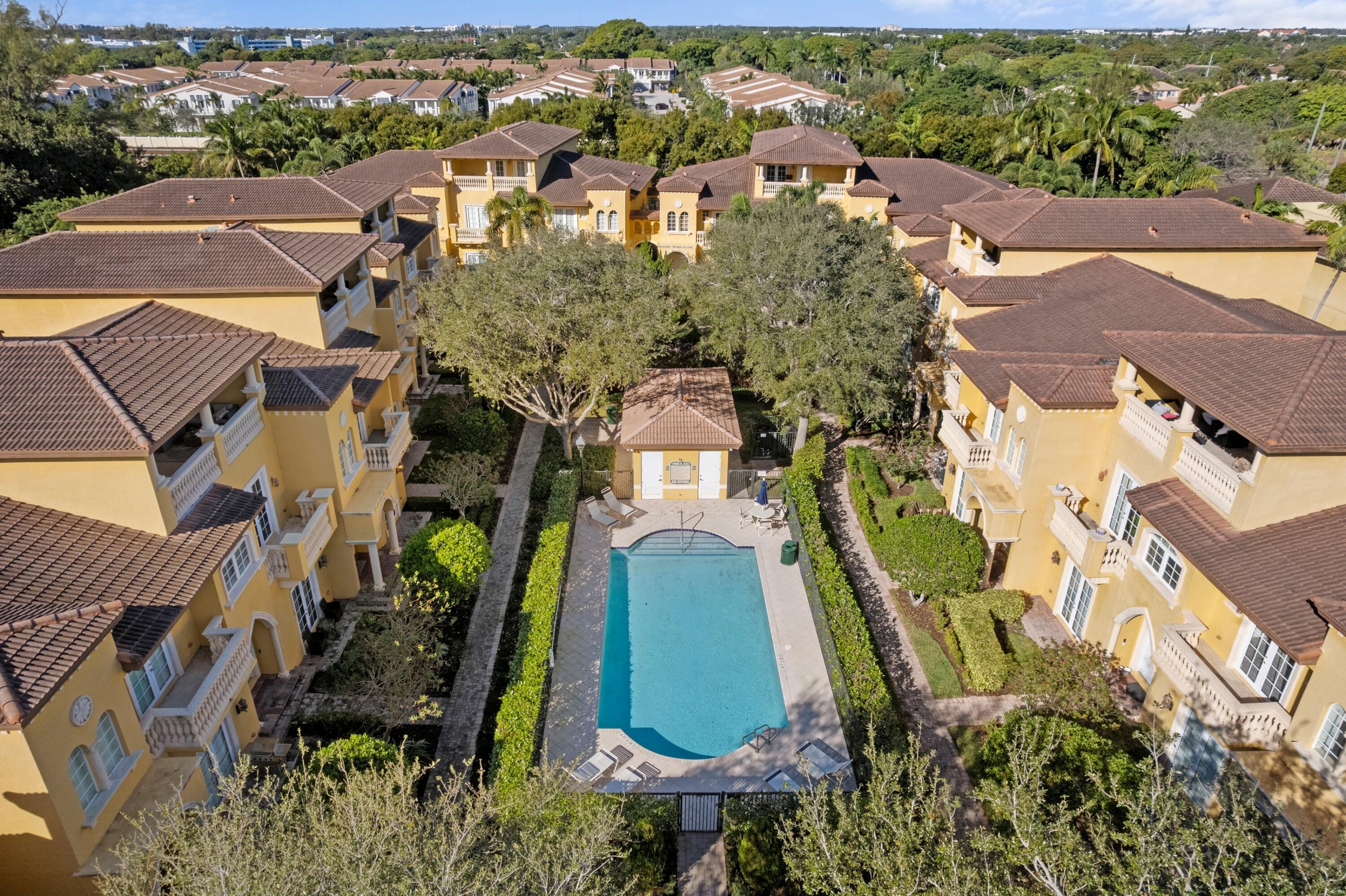 230 Northeast 69th Circle Boca Raton, FL 33487 - Photo 33 of 51 Pool & Patio