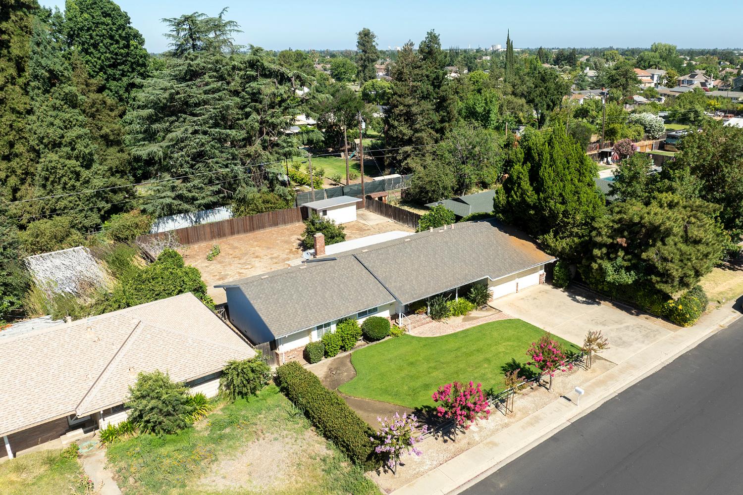 1317 Wallin Way Modesto, CA 95351 - Photo 3 of 76