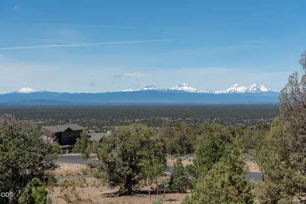 $2,795,000 | 13550 Southwest Spirit Rock Drive, Powell Butte, OR 97753
