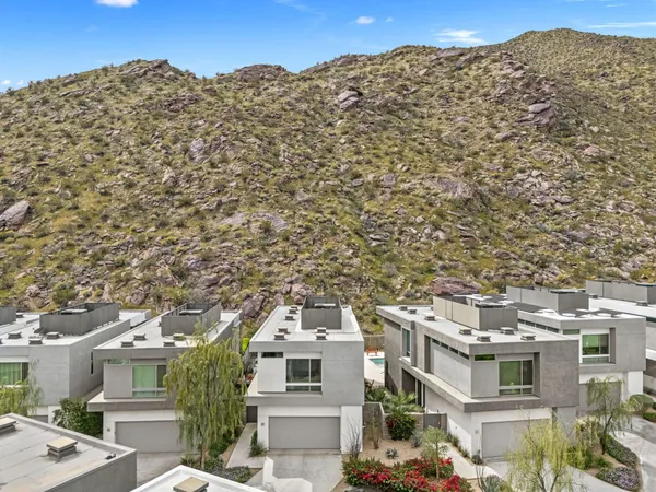 a view of a large building