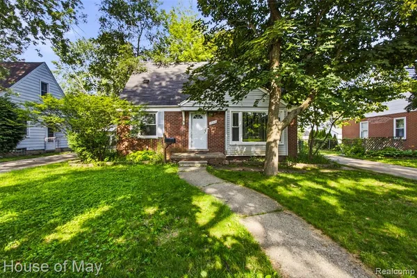 $175,000 | 17318 Centralia, Redford, MI 48240