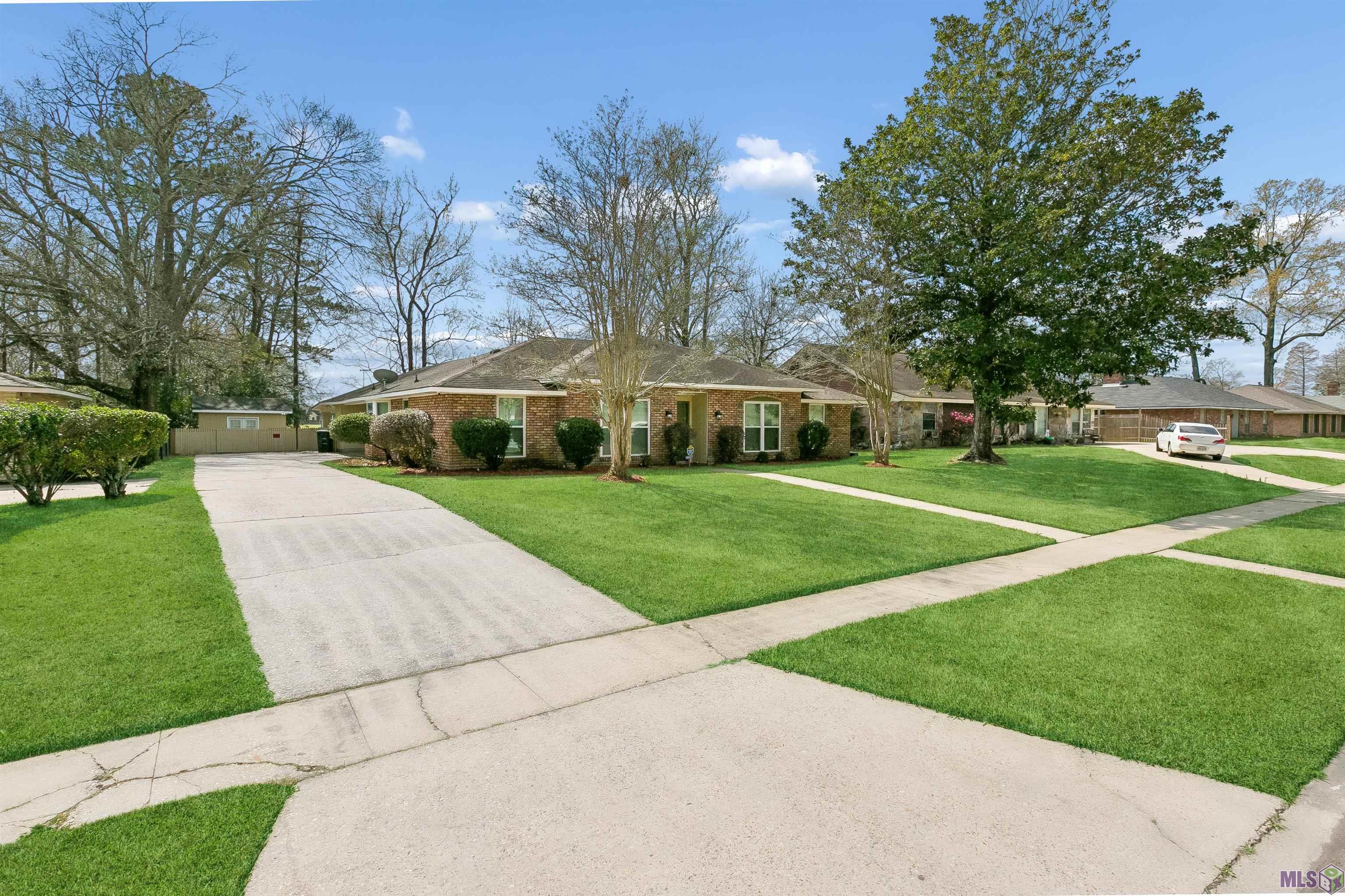 16620 Appomattox Avenue Baton Rouge, LA 70817 - Photo 3 of 23 Gallery Image 3