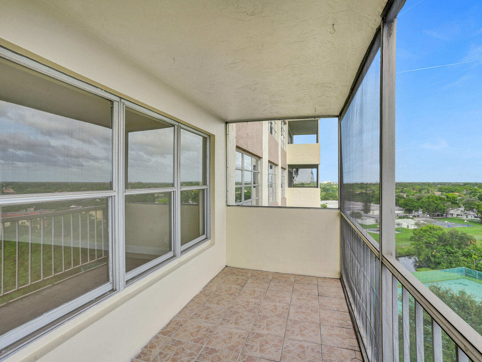 10777 West Sample Road, Unit 1008 Coral Springs, FL 33065 - Photo 38 of 43 DSC03540