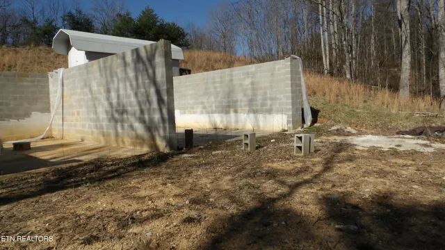 $79,900 | 174 Turkey Town Road, Hilham, TN 38568