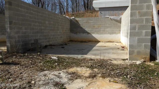 $79,900 | 174 Turkey Town Road, Hilham, TN 38568