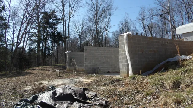 $79,900 | 174 Turkey Town Road, Hilham, TN 38568