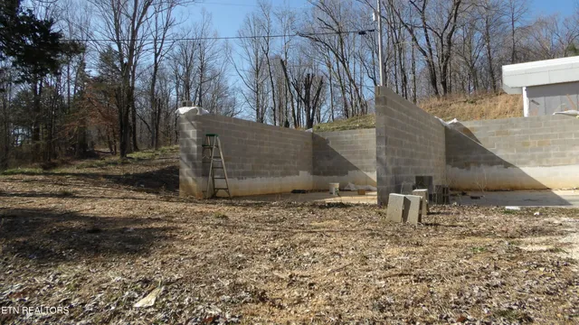 $79,900 | 174 Turkey Town Road, Hilham, TN 38568