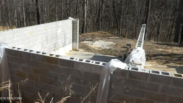 $79,900 | 174 Turkey Town Road, Hilham, TN 38568