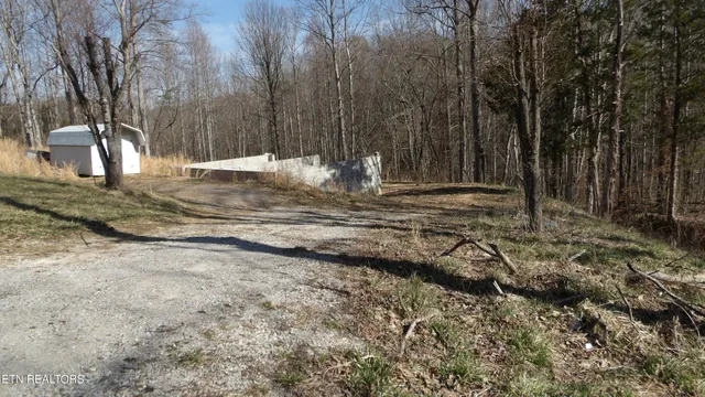 $79,900 | 174 Turkey Town Road, Hilham, TN 38568