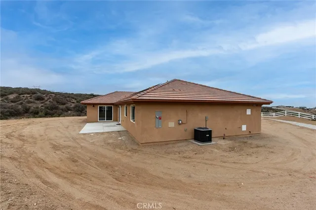 $599,000 | 6850 Braceo Street, Oak Hills, CA 92344