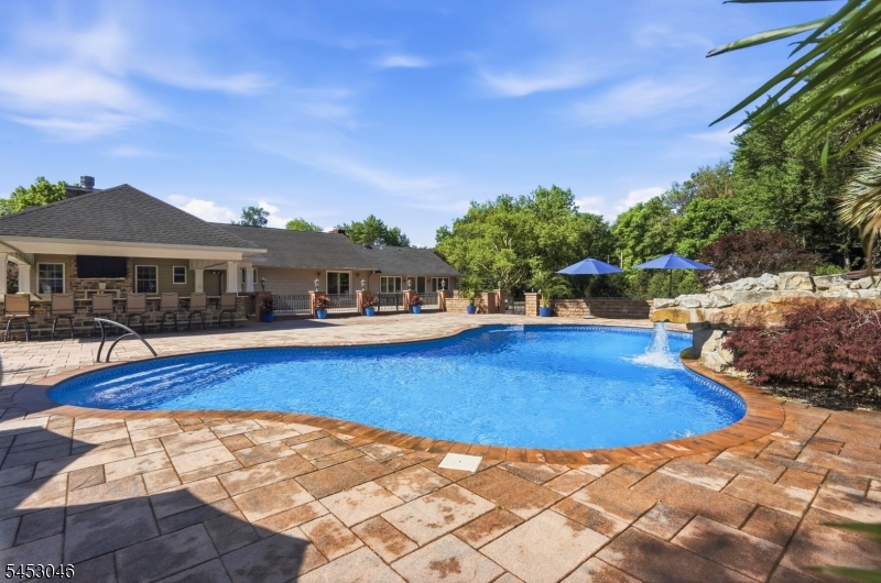 65 Washington Valley Road Warren, NJ 07059 - Photo 12 of 50 Gallery Image 12