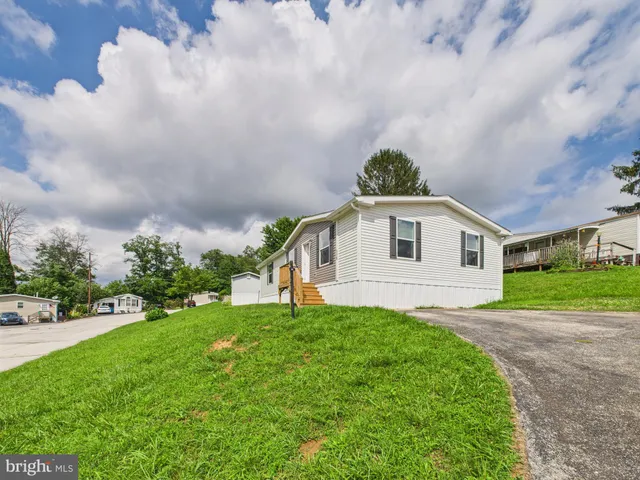 $119,900 | 119 Chestnut Hill Drive, York, PA 17408