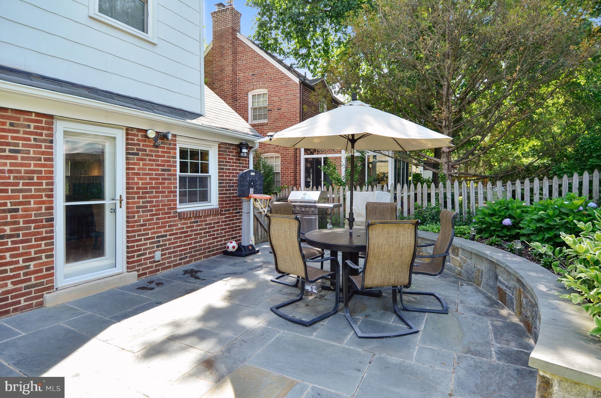 8412 Cedar Street Silver Spring, MD 20910 - Photo 4 of 29 Exterior (Rear)