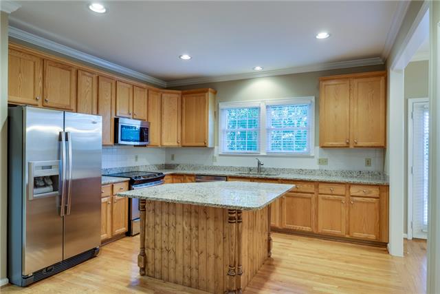 307 Springhouse Circle Franklin, TN 37067 - Photo 6 of 20