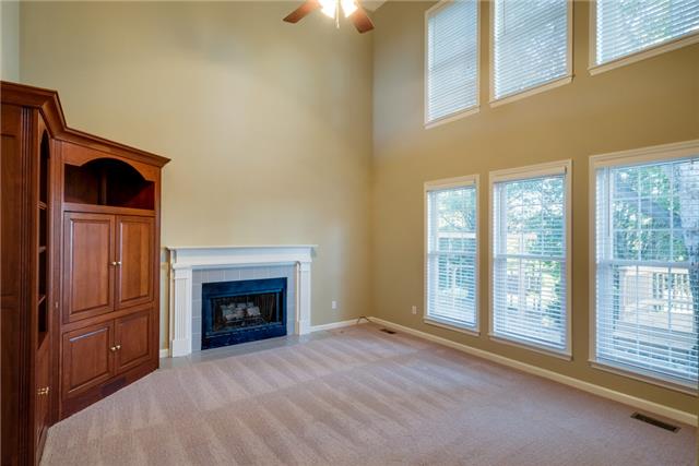 307 Springhouse Circle Franklin, TN 37067 - Photo 9 of 20