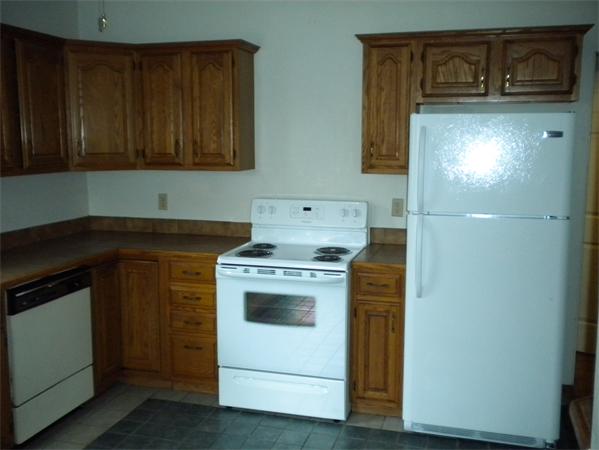 421 June Street Fall River, MA 02720 - Photo 7 of 30 Gallery Image 7