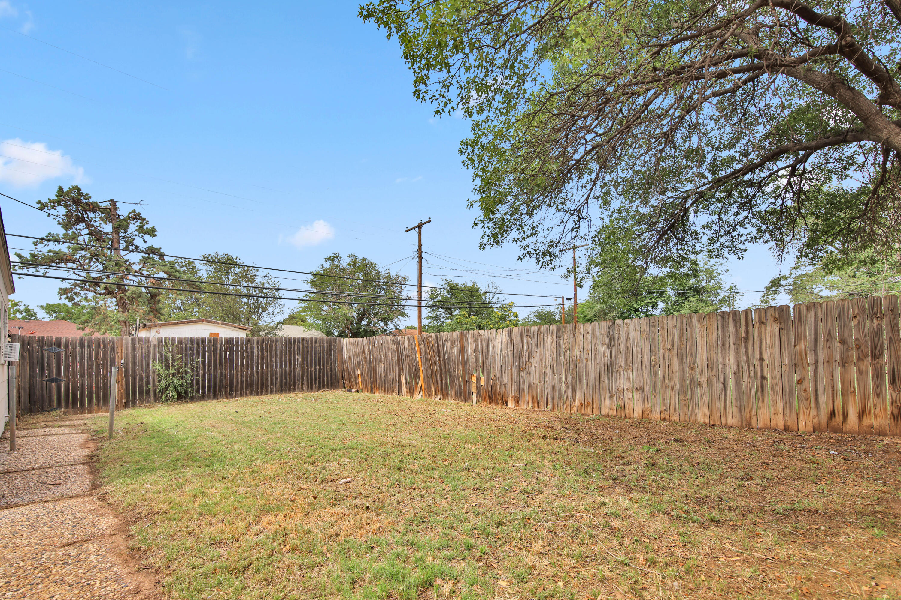 2810 42nd Street Lubbock, TX 79413 - Photo 33 of 39 IMG_0045