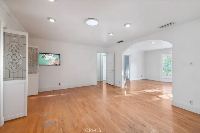 $777,777 | 6542 Zelzah Avenue, Reseda, CA 91335