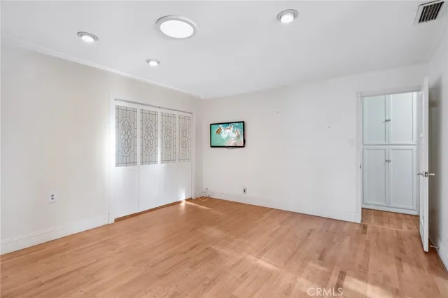 $777,777 | 6542 Zelzah Avenue, Reseda, CA 91335