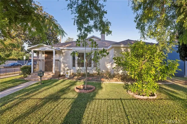 $777,777 | 6542 Zelzah Avenue, Reseda, CA 91335