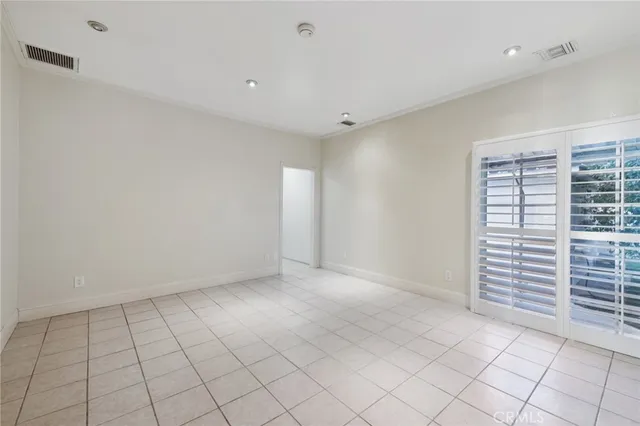 $777,777 | 6542 Zelzah Avenue, Reseda, CA 91335