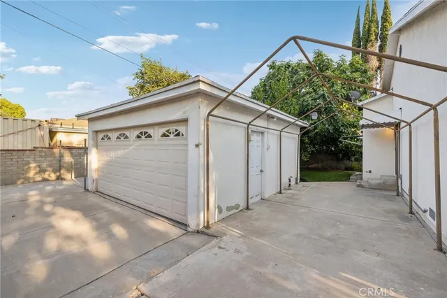 $777,777 | 6542 Zelzah Avenue, Reseda, CA 91335