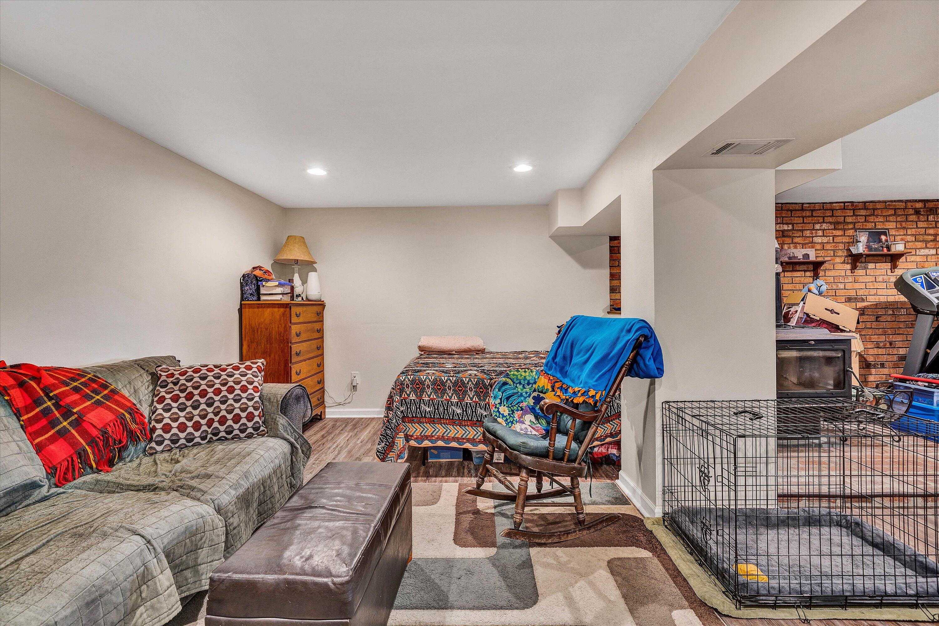 5620 Cove Road Roanoke, VA 24019 - Photo 17 of 23 17-DSC00052