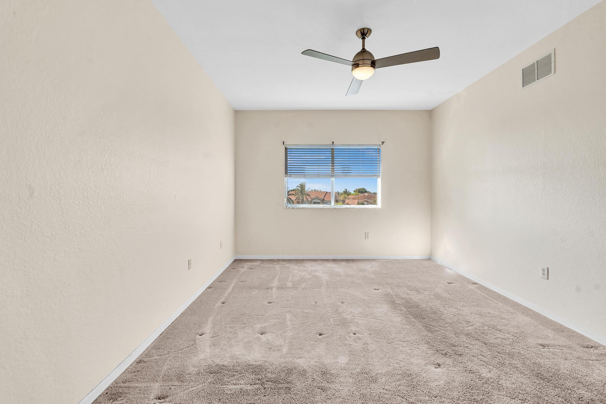 7765 Yardley Drive, Unit 409 Fort Lauderdale, FL 33321 - Photo 22 of 76 Master Bedroom