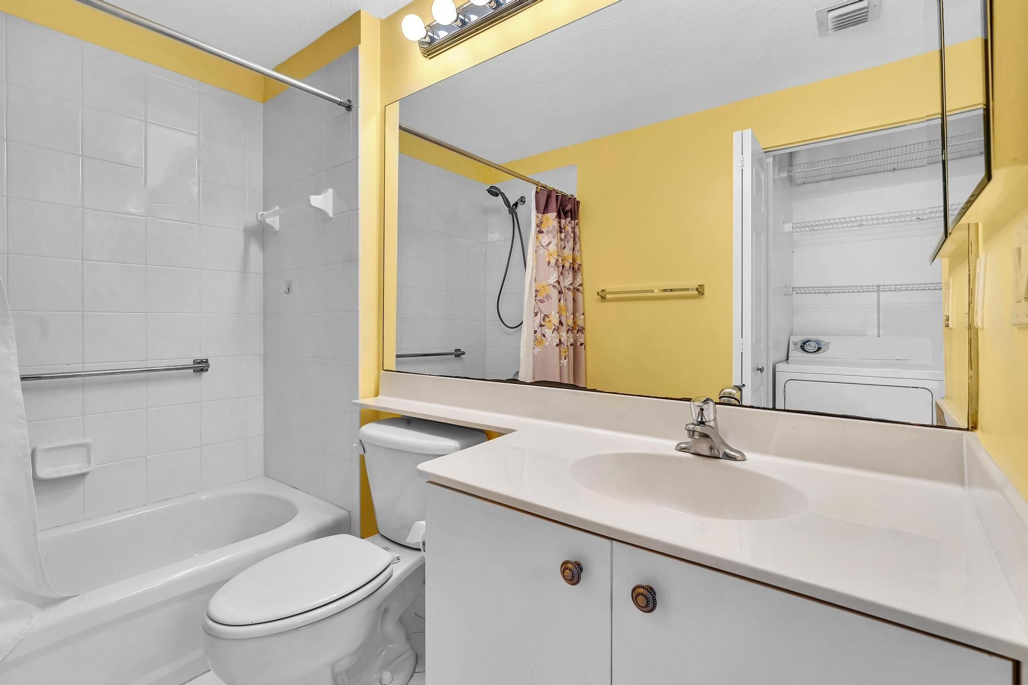 7765 Yardley Drive, Unit 409 Fort Lauderdale, FL 33321 - Photo 33 of 76 Photo 33