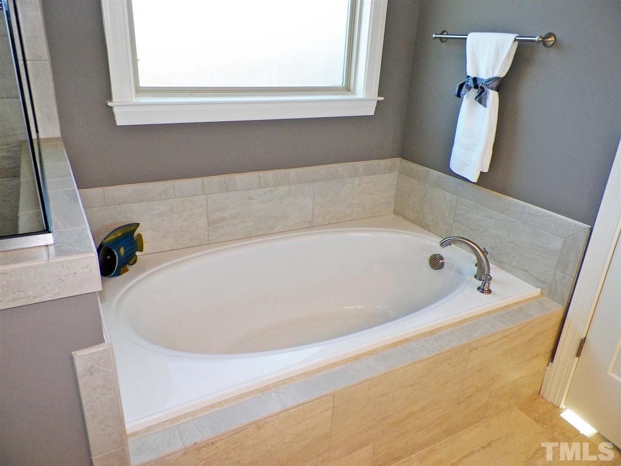 6009 Yankee Street Raleigh, NC 27603 - Photo 17 of 25