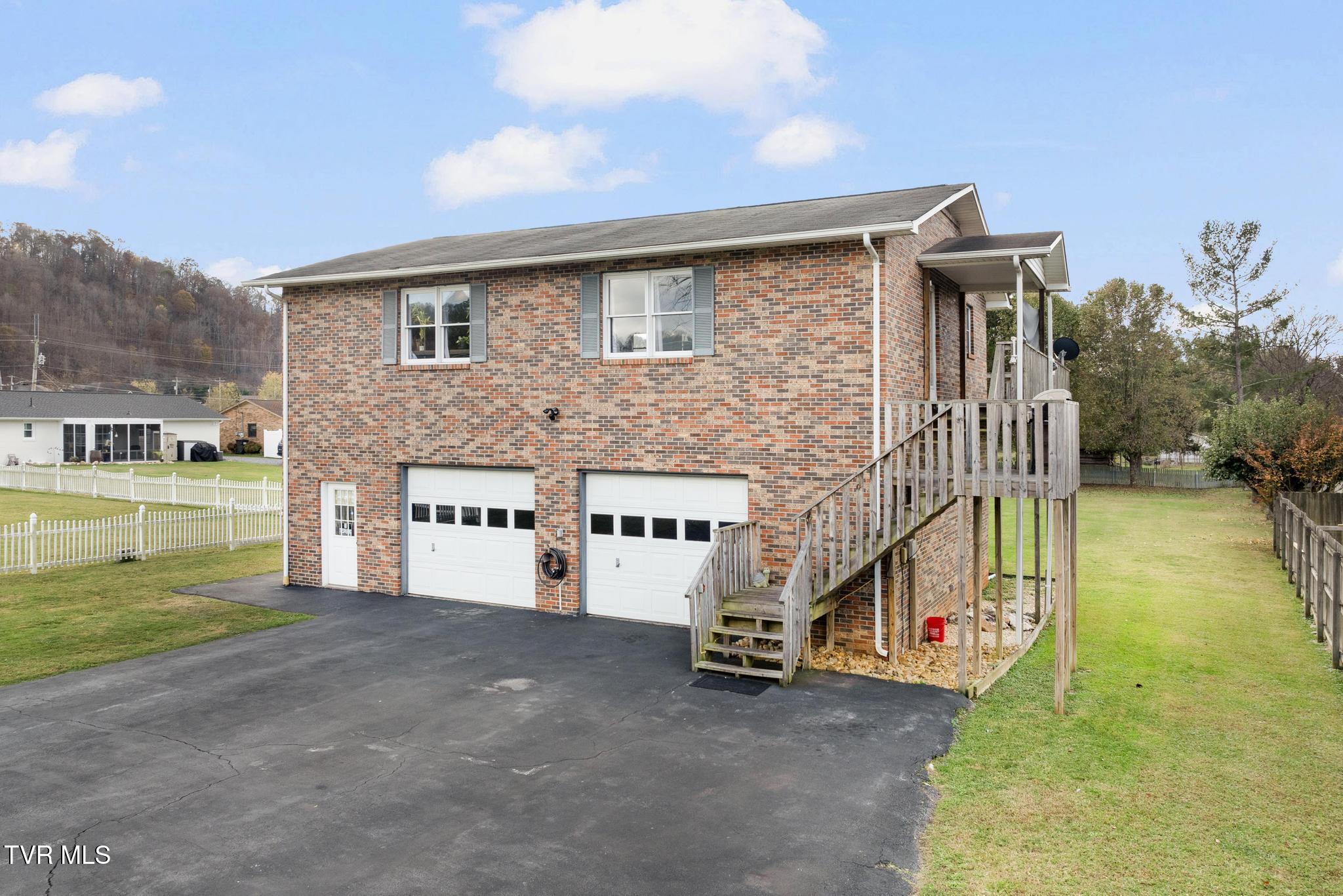 305 Price Road Elizabethton, TN 37643 - Photo 3 of 63 DJI_0431