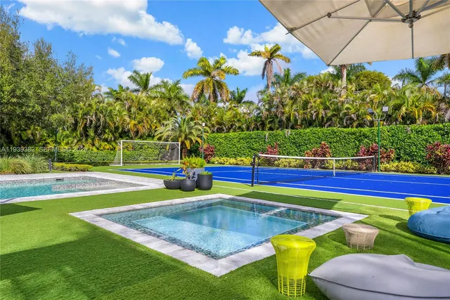 $7,800,000 | 7218 Southwest 102nd Street, Pinecrest, FL 33156