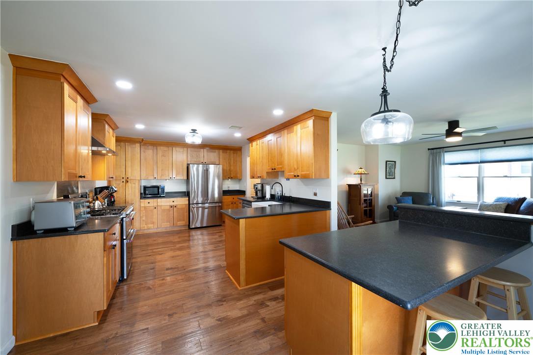 4075 Ross Road Bethlehem, PA 18020 - Photo 26 of 61 Gallery Image 26