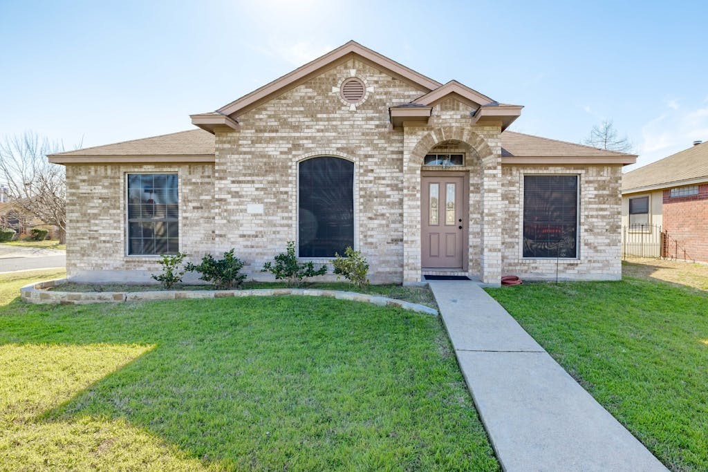 301 Adkins Cove Georgetown, TX 78626 - Photo 1 of 1