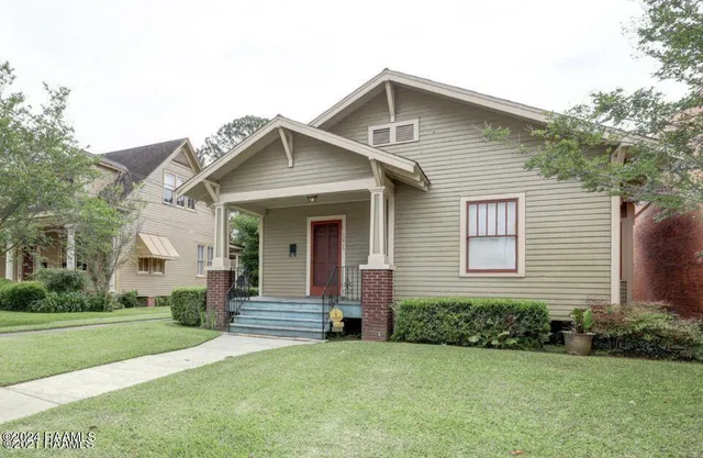 $375,000 | 1015 Lee Avenue, Lafayette, LA 70501