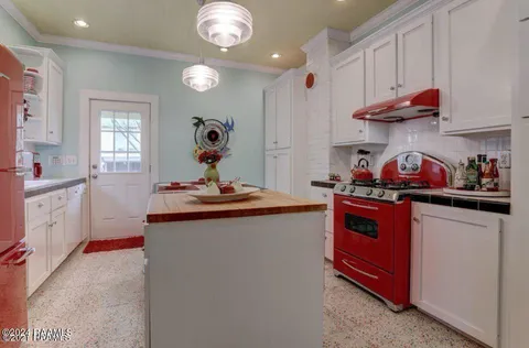 $375,000 | 1015 Lee Avenue, Lafayette, LA 70501