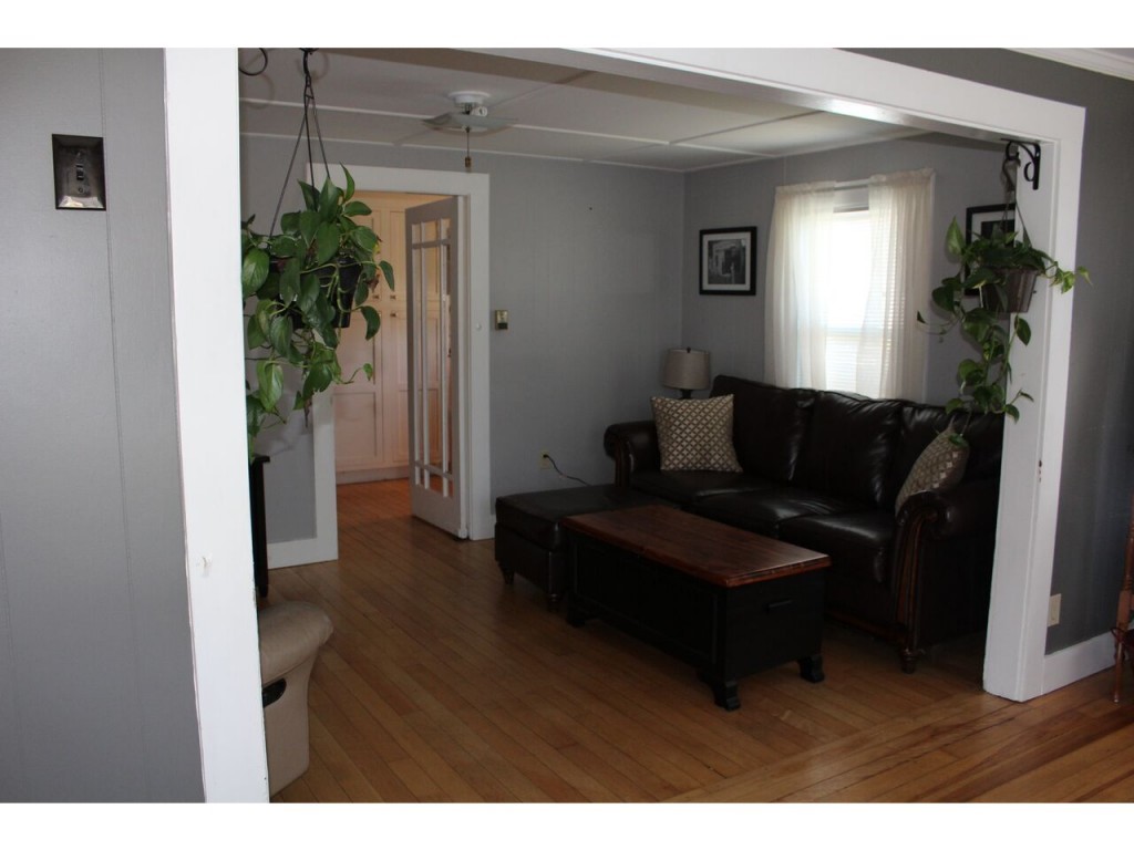 30 Harding Street Rochester, NH 03867 - Photo 7 of 12