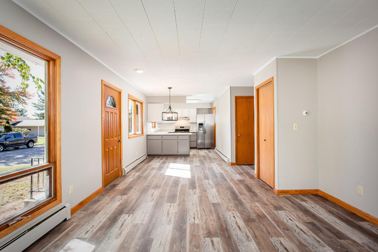 1234 Elizabeth Street Rhinelander, WI 54501 - Photo 7 of 35 Gallery Image 7
