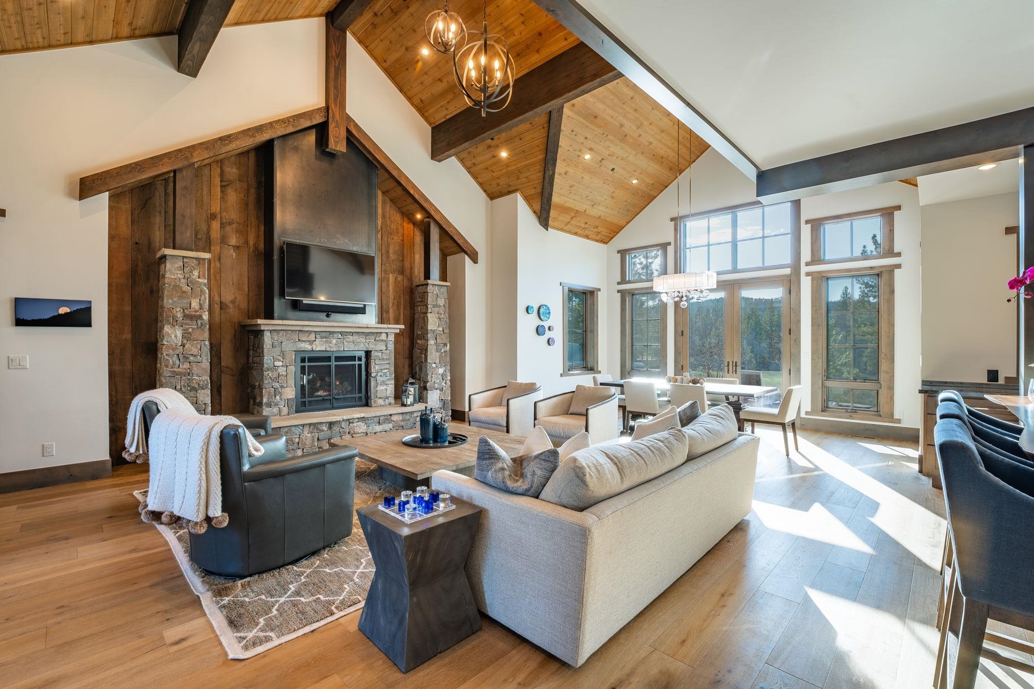 11575 Henness Road Truckee, CA 96161 - Photo 5 of 28 Gallery Image 5