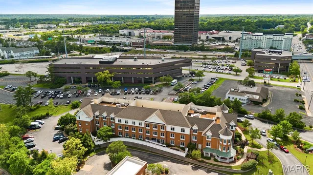 $524,900 | 8027 Sydney Park, Richmond Heights, MO 63117