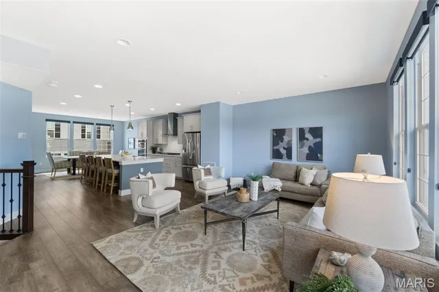 $524,900 | 8027 Sydney Park, Richmond Heights, MO 63117